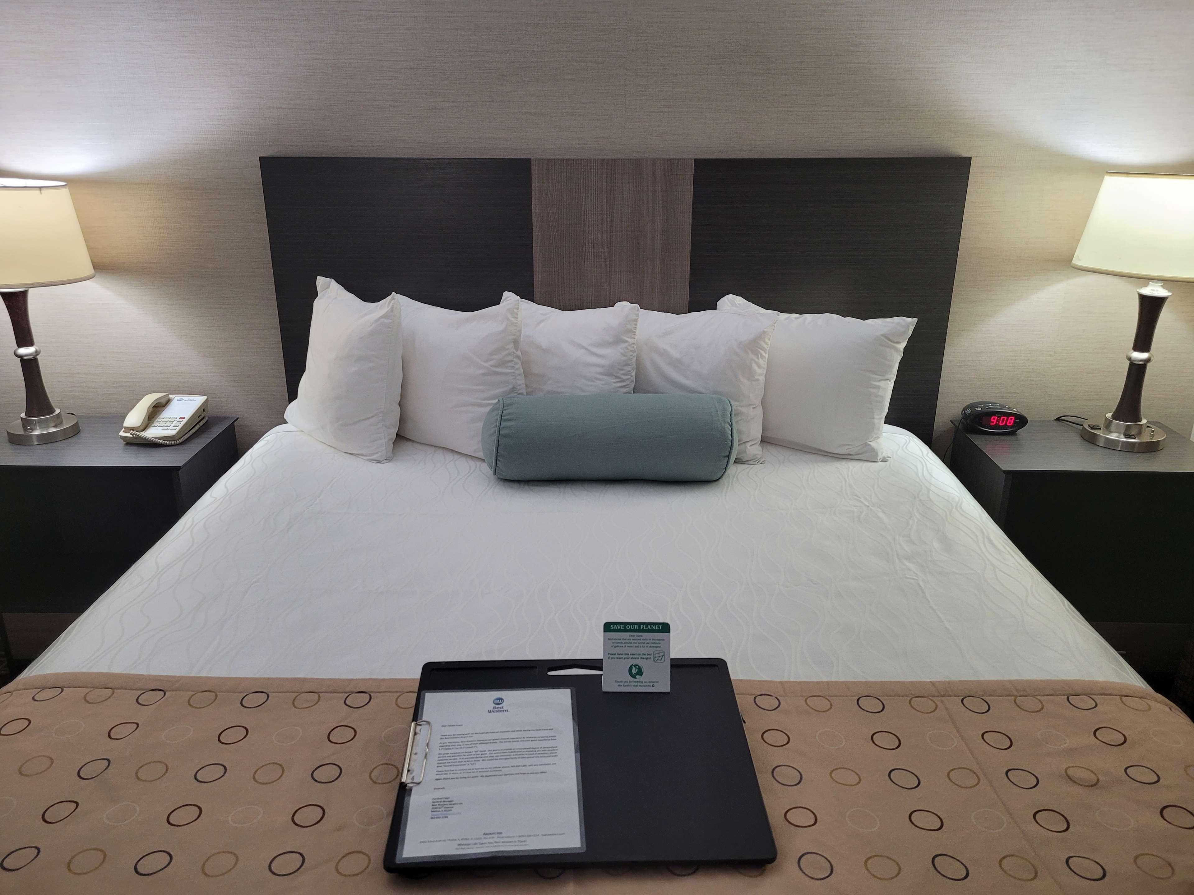 Best Western Airport Inn Молін Екстер'єр фото
