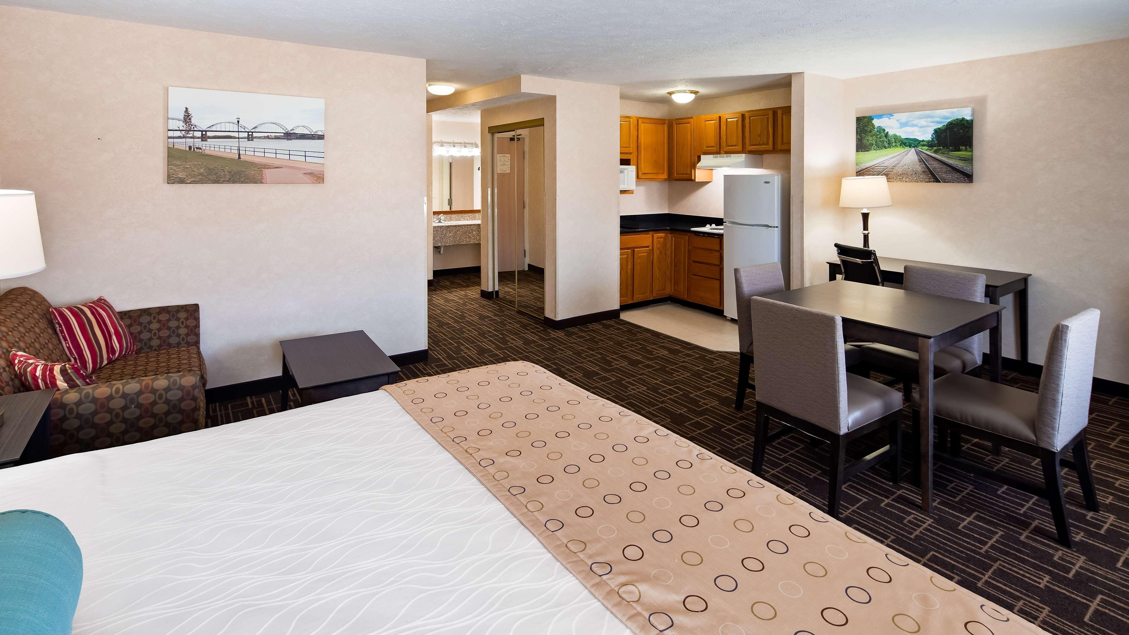 Best Western Airport Inn Молін Екстер'єр фото