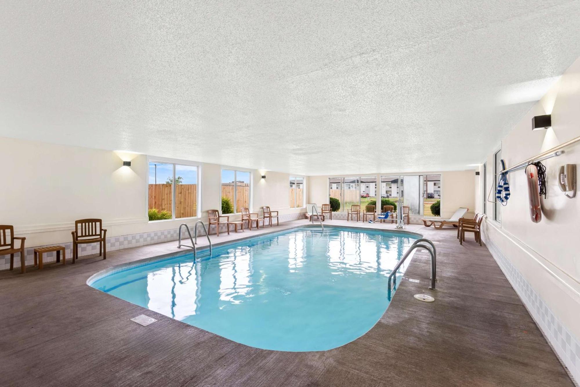 Best Western Airport Inn Молін Екстер'єр фото